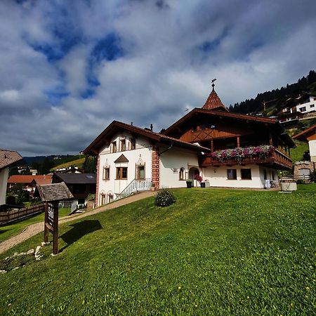 Garni Hotel Belalp Santa Cristina Val Gardena Экстерьер фото