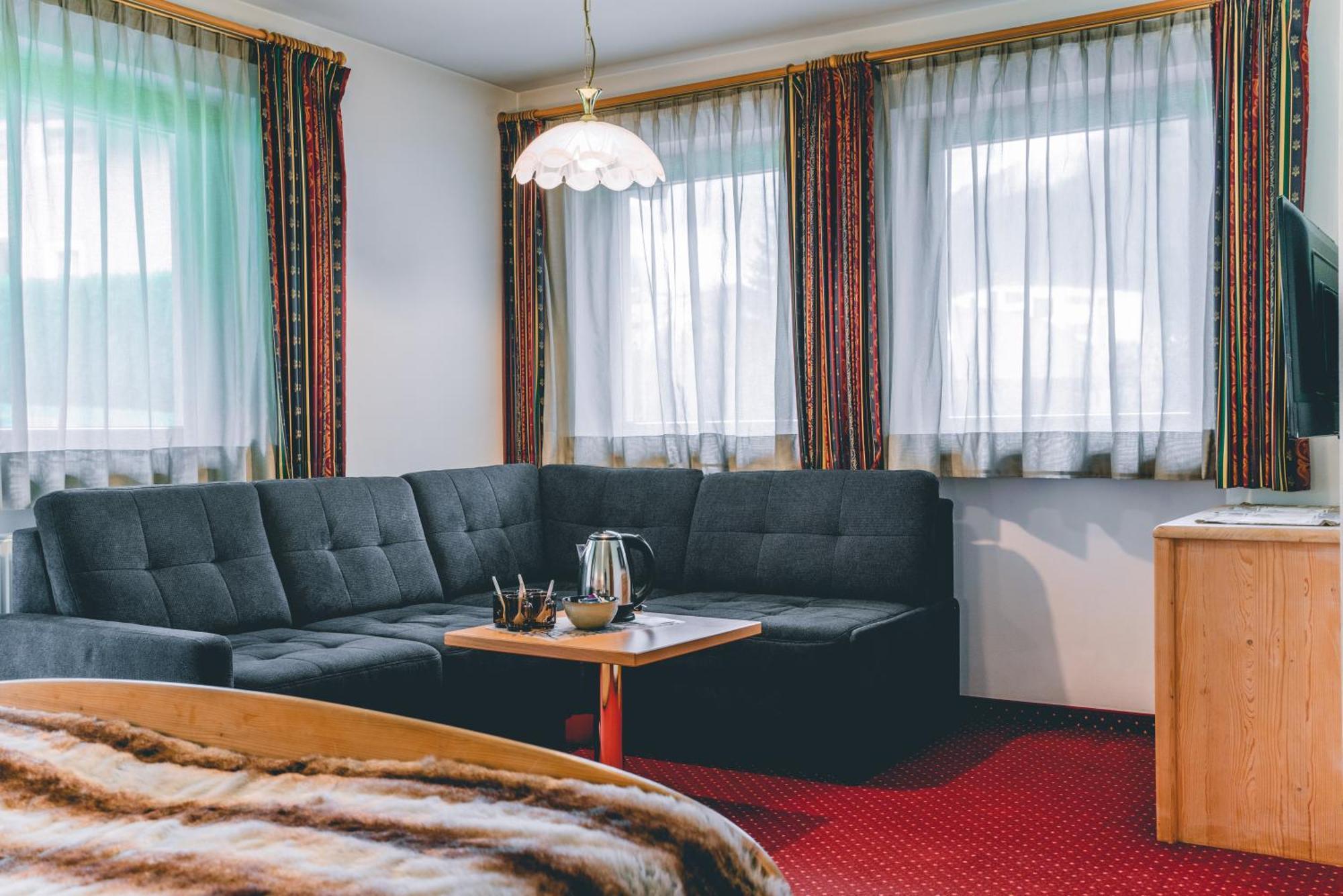 Garni Hotel Belalp Santa Cristina Val Gardena Экстерьер фото