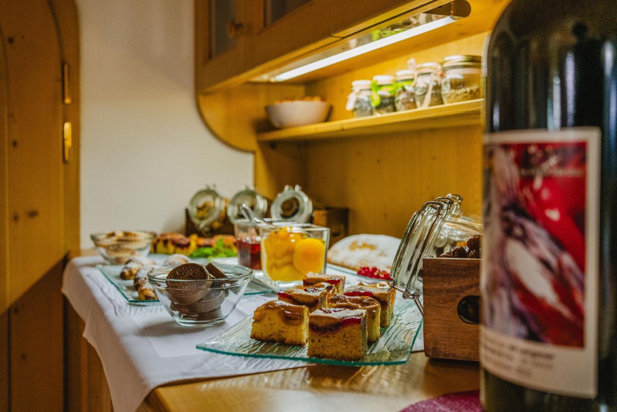 Garni Hotel Belalp Santa Cristina Val Gardena Экстерьер фото